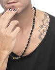Collana con onice nera ovale e sfere occhio di tigre